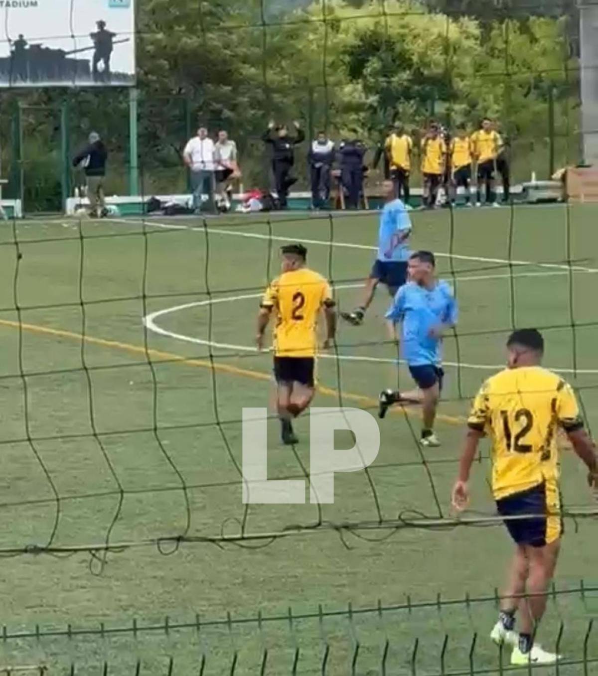 'Pescado' Bonilla impacta con transformación: fútbol y campeón en centro penal