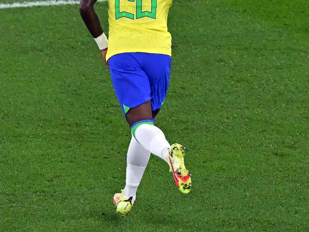 El festejo de Vinicius tras marcar su primer gol en un Mundial de fútbol.