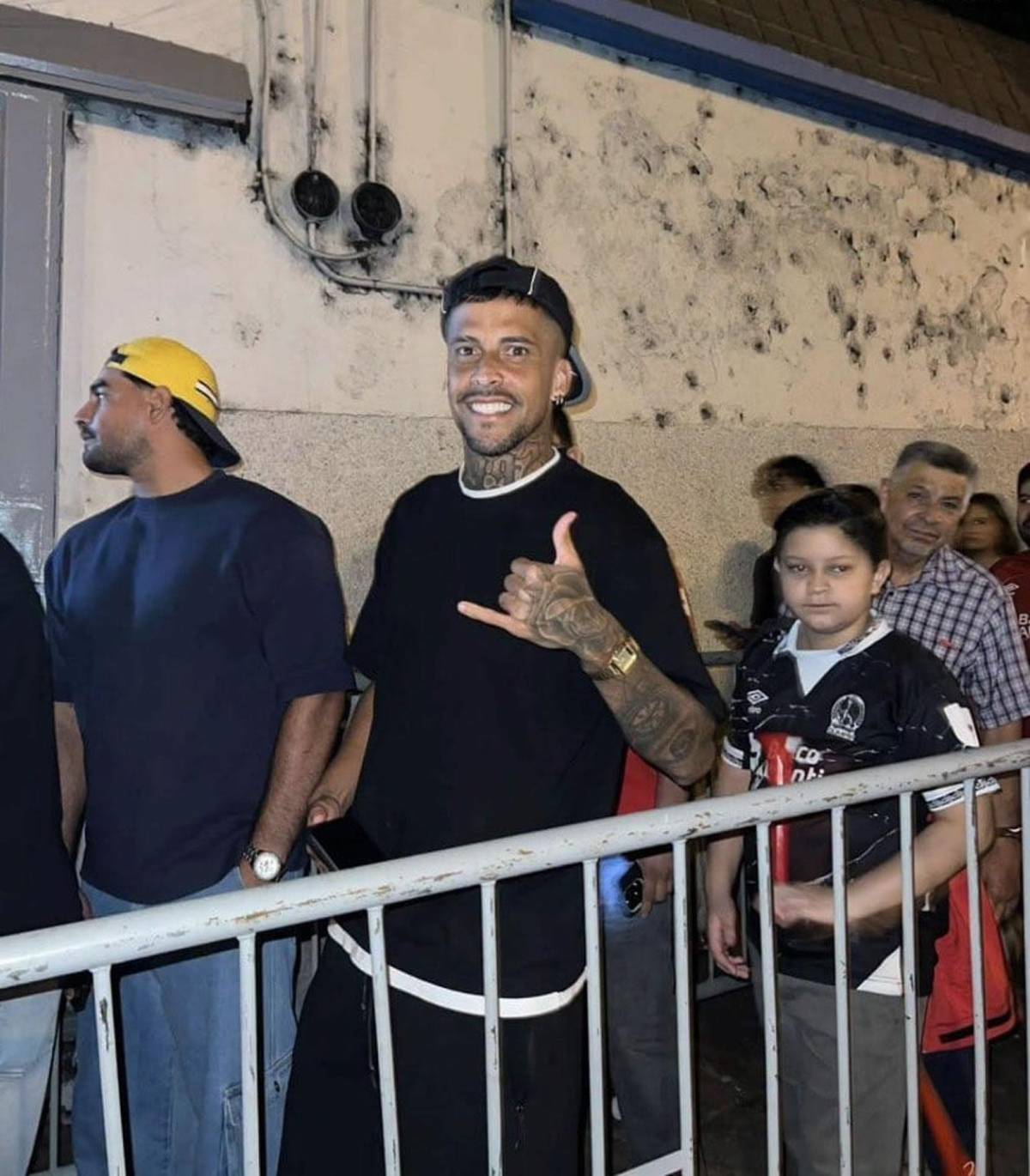 Olimpia da el golpe en Concacaf, dedicatoria, crack de Brasil y periodista roba miradas