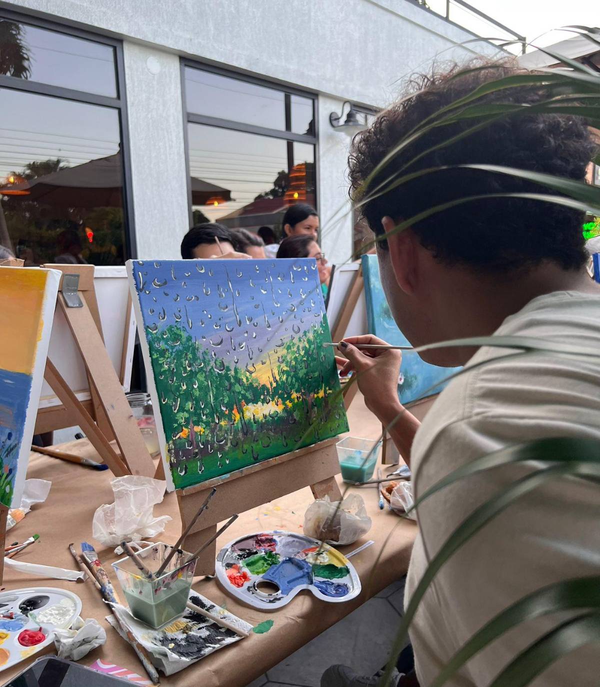 ”Arte Somos”, un espacio que fomenta el arte como alternativa de entretenimiento en SPS