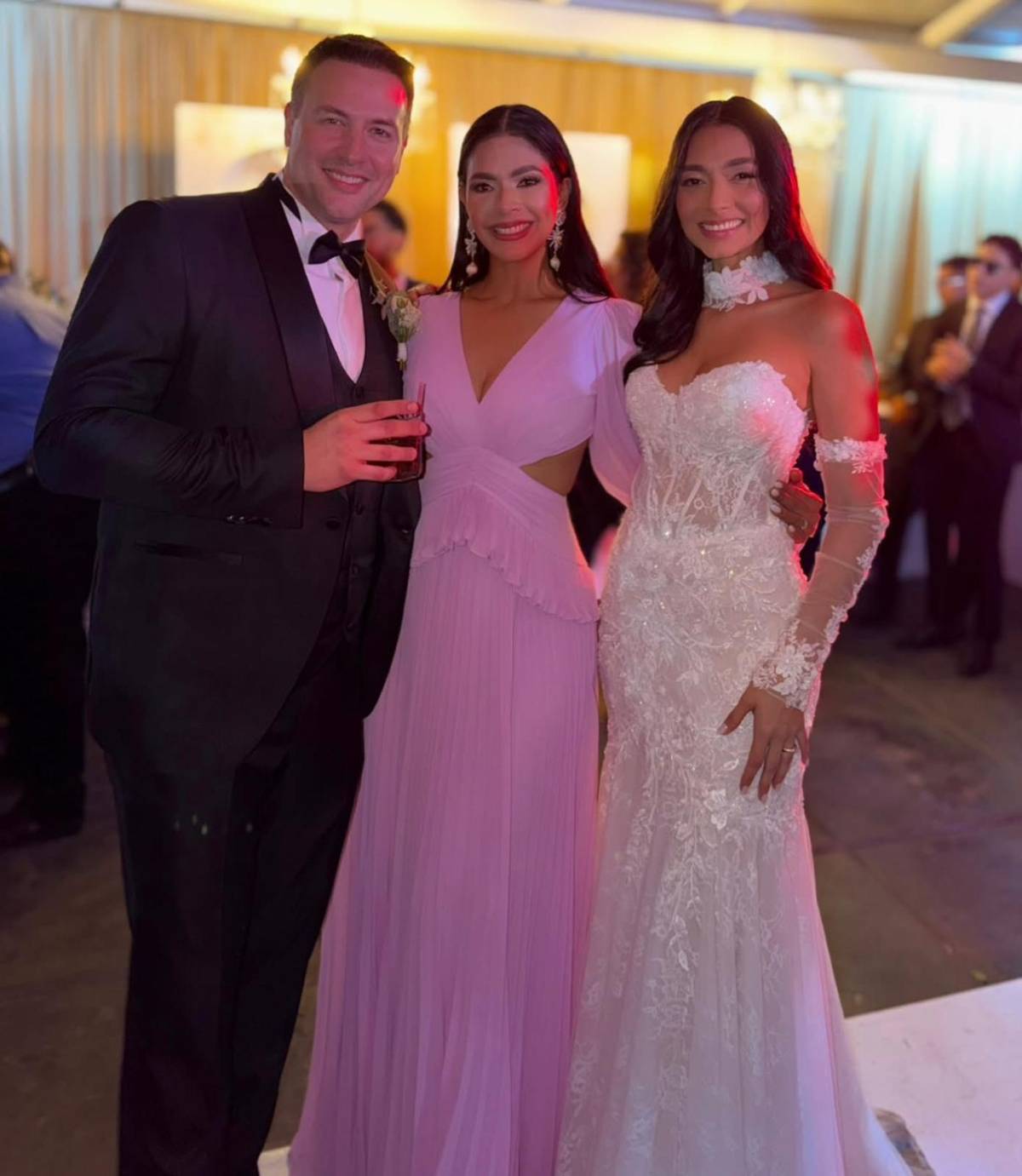 Así fue la hermosa boda de Karlen Pérez y Gustavo Leone