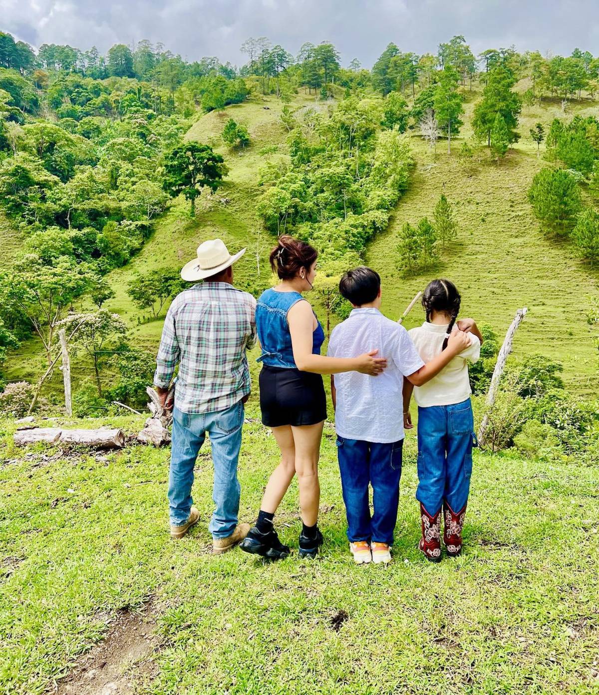 Jenny Claros por fin disfruta la casa que construyó estando en Estados Unidos