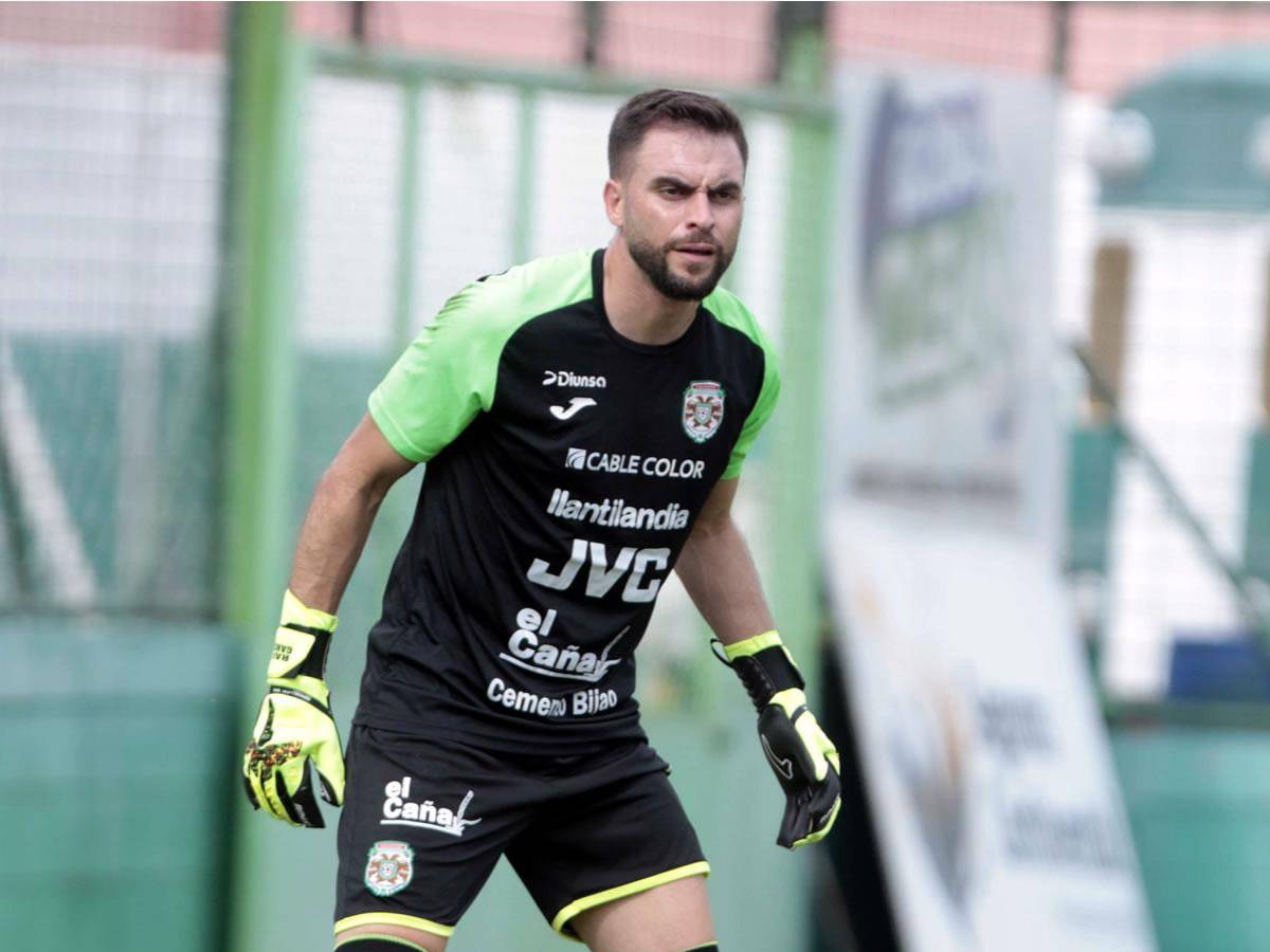 El portero uruguayo Víctor Rafael García no seguirá en el arco del Marathón.