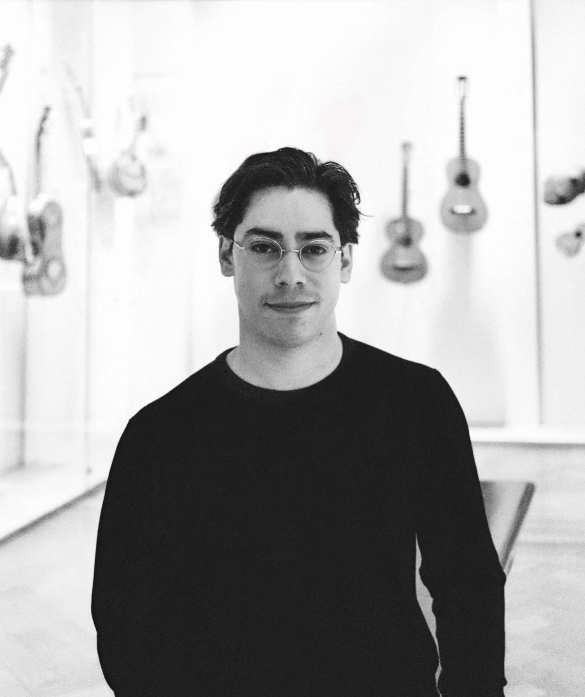 Hondureño destaca en el extranjero como curador de importantes eventos