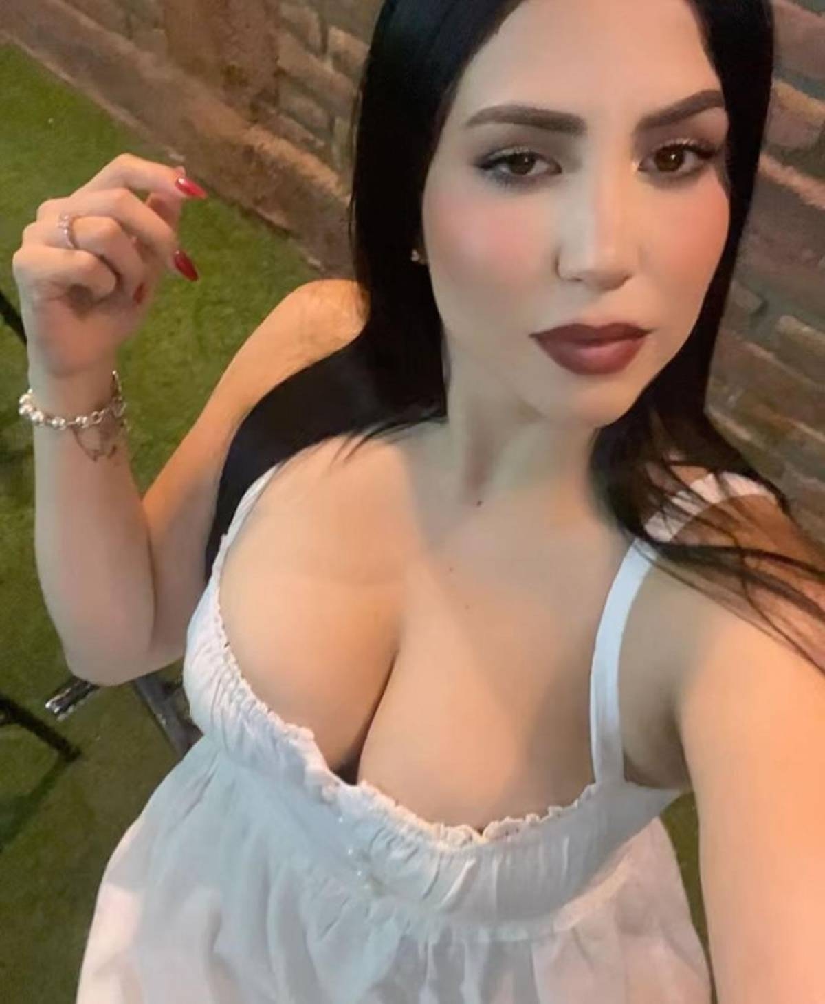 Hija de famoso técnico hondureño reaparece más bella que nunca: ¿de qué equipo es?