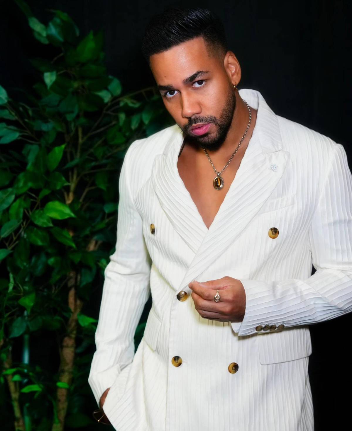 Romeo Santos reacciona molesto ante falsos rumores sobre su salud