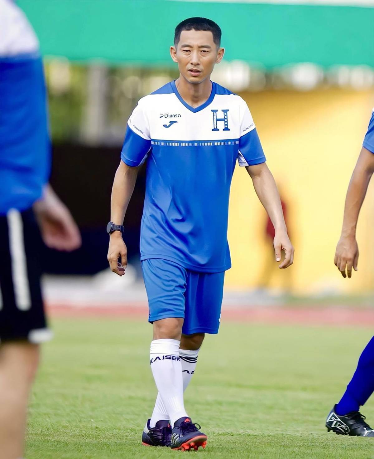 Varios cambios y nuevo DT: el 11 titular de los tiktokers de Honduras vs El Salvador