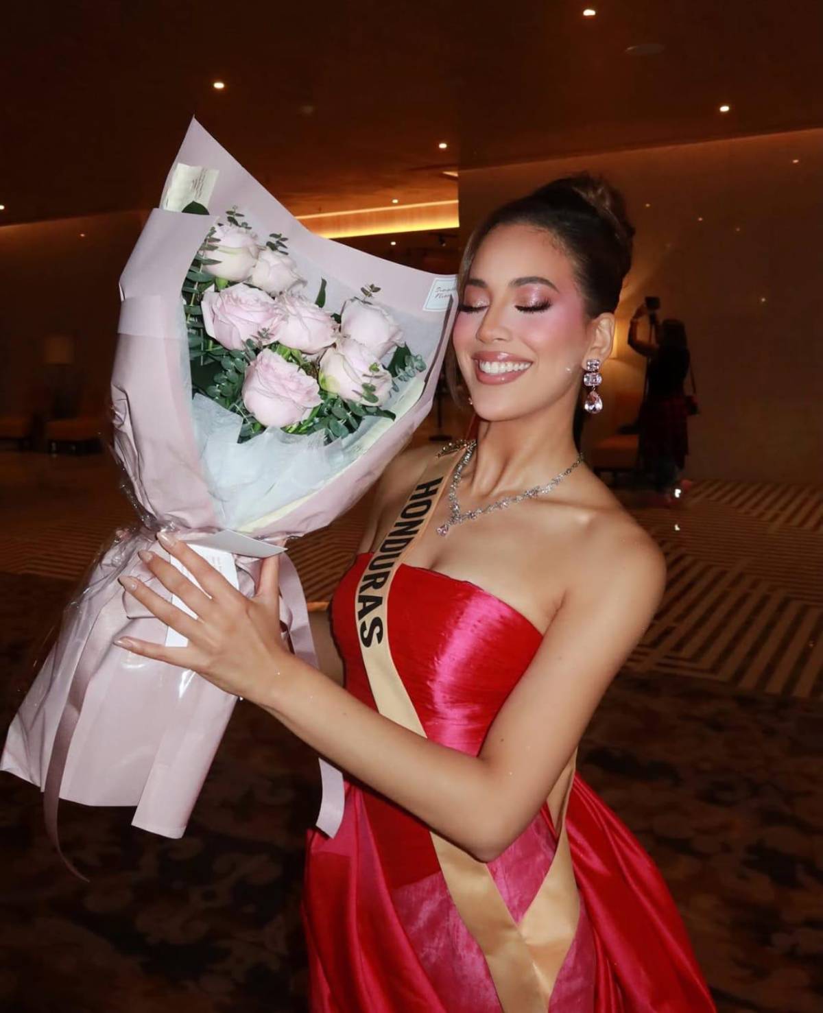 Emely Alemán confía en hacer historia para Honduras en el Miss Grand 2026