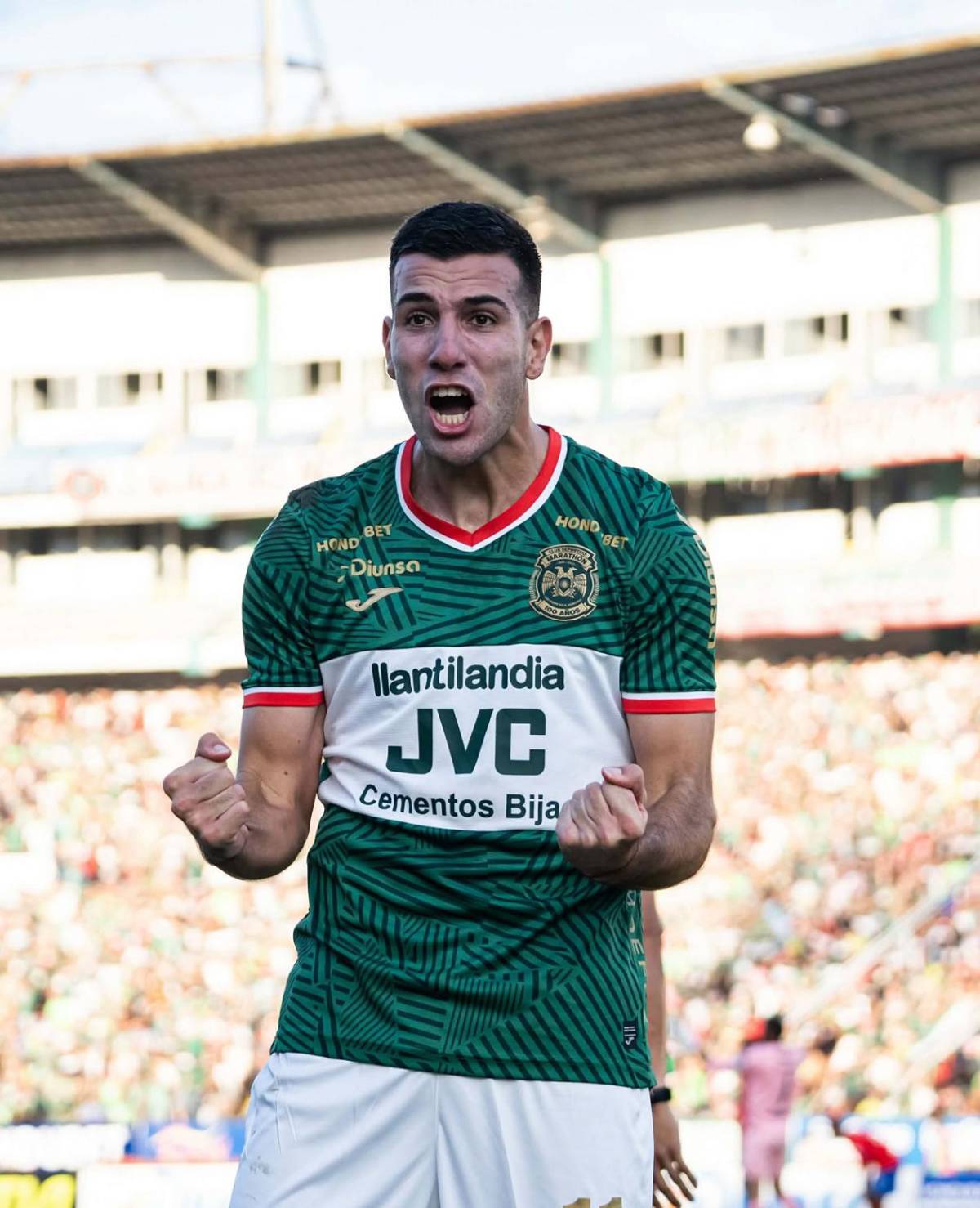 Marathón - Olimpia: bronca, enfado de Lavallén y ¿quién es la chelita en la final?