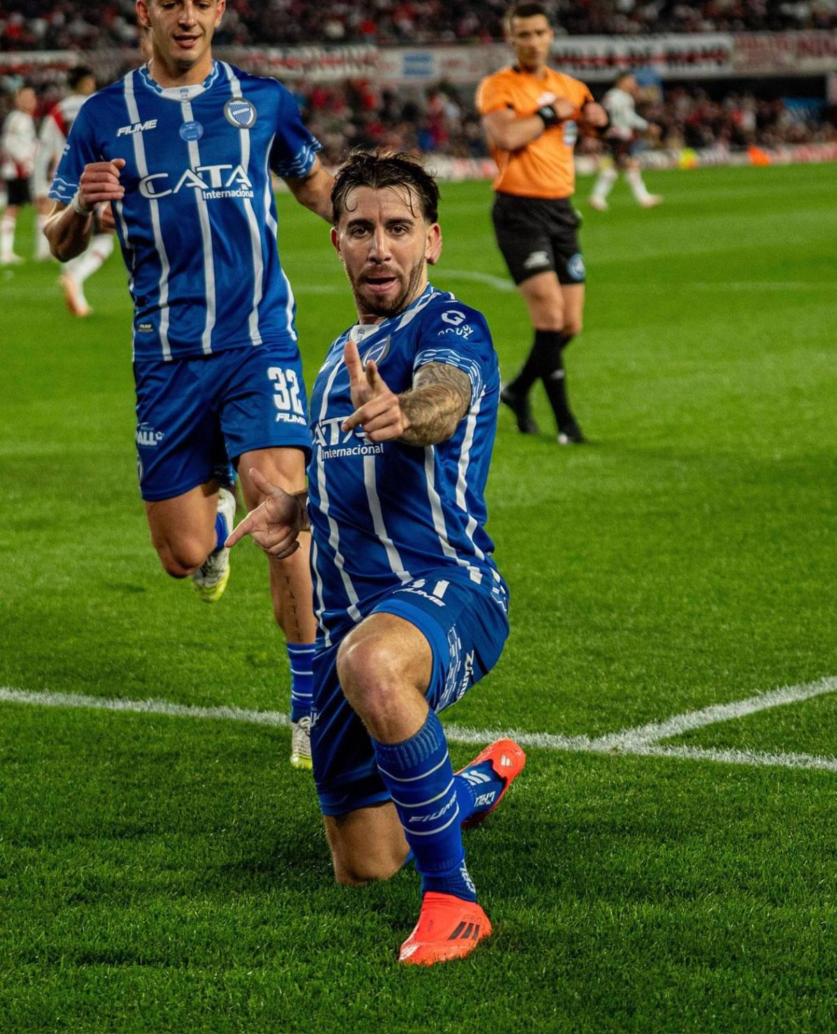 La historia real del apodo de 'El Pistolero' de Agustín Auzmendi: nació en Honduras