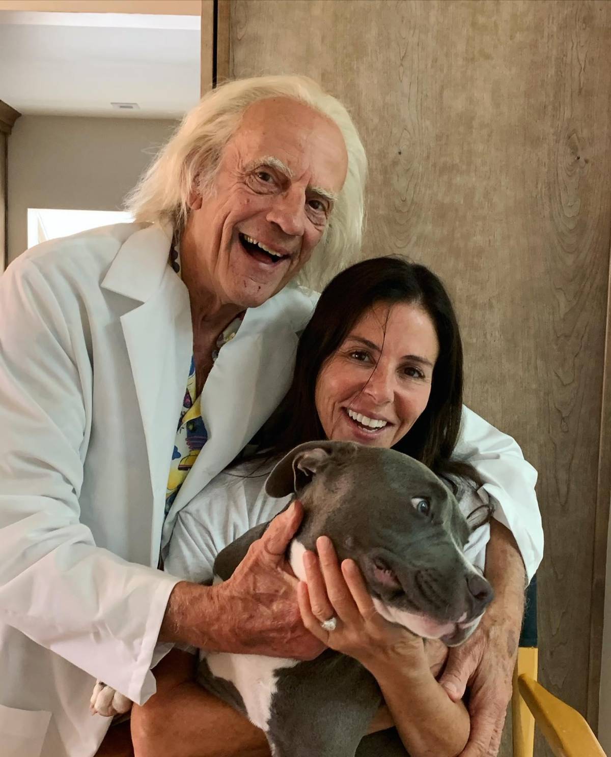 ¡Feliz cumpleaños, Doc Brown! El genio que viajó en el tiempo y conquistó Hollywood