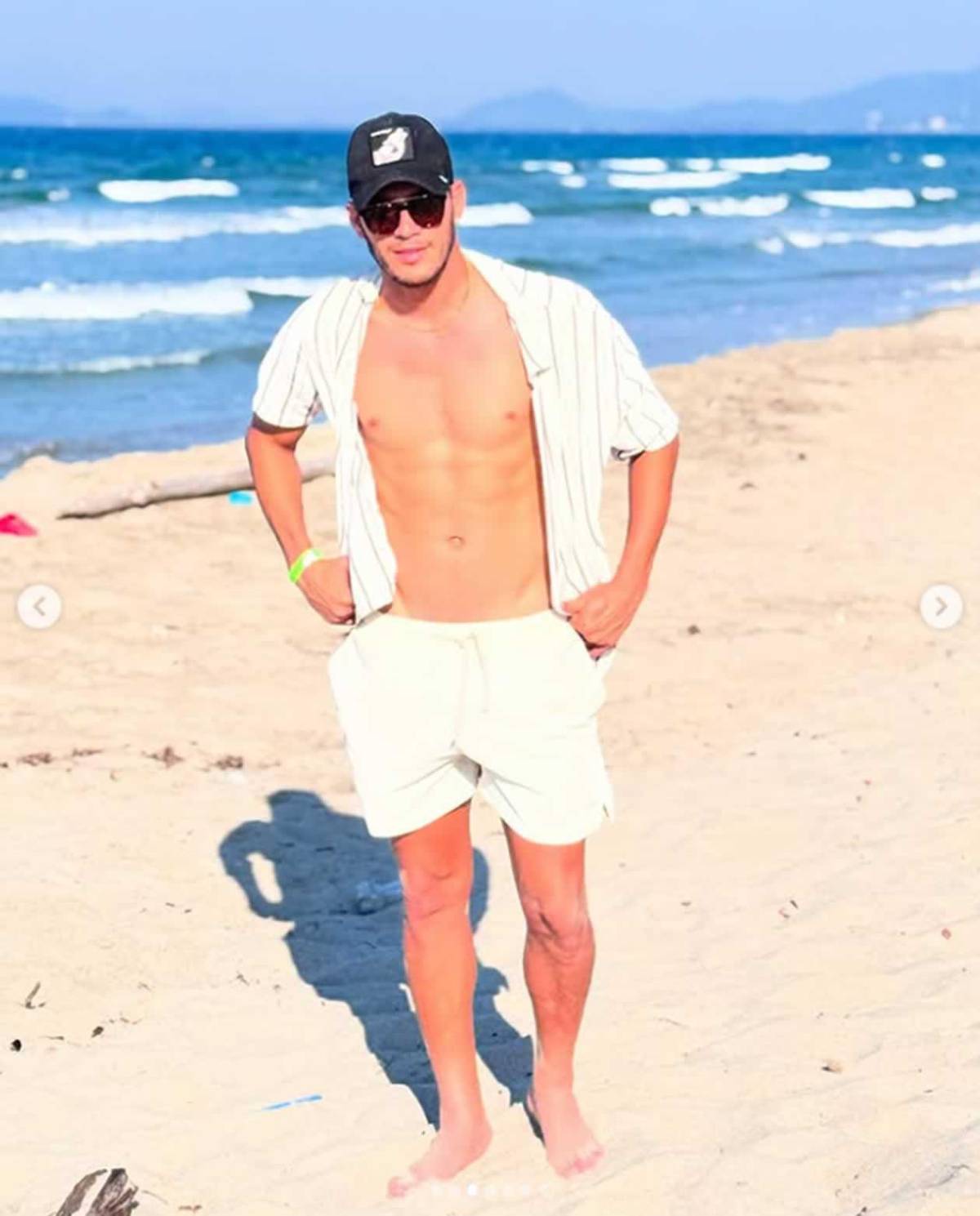 Con sus parejas: Futbolistas de Liga Nacional disfrutan del parón de selecciones