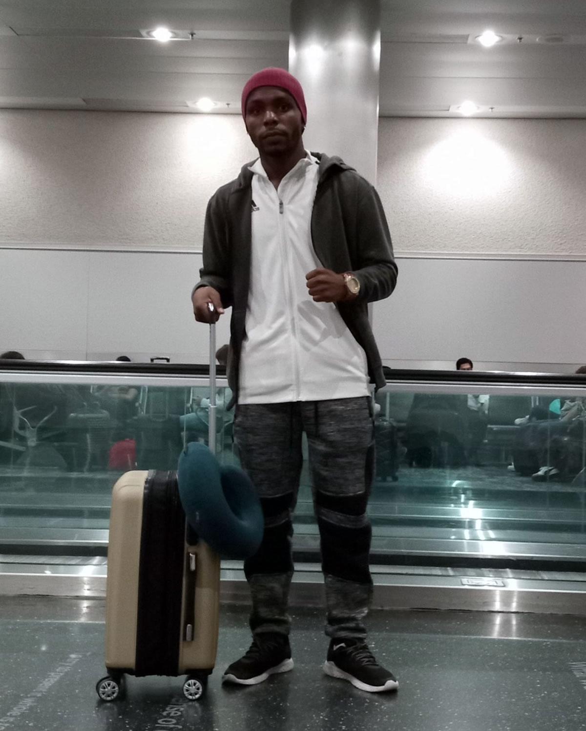 Con las maletas cargadas de ilusión llegó Josec ’El Escorpión’ Ruiz a Nueva York.