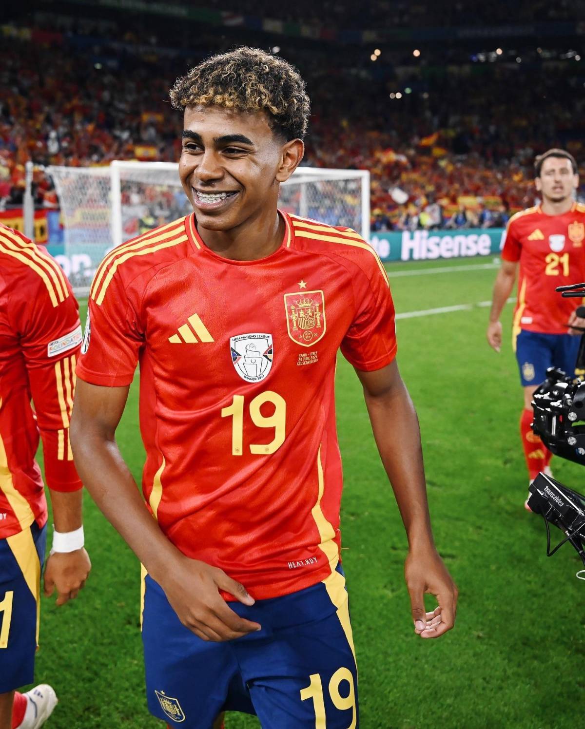 ¿Cuándo se anunciará a Lamine Yamal con el número 10?