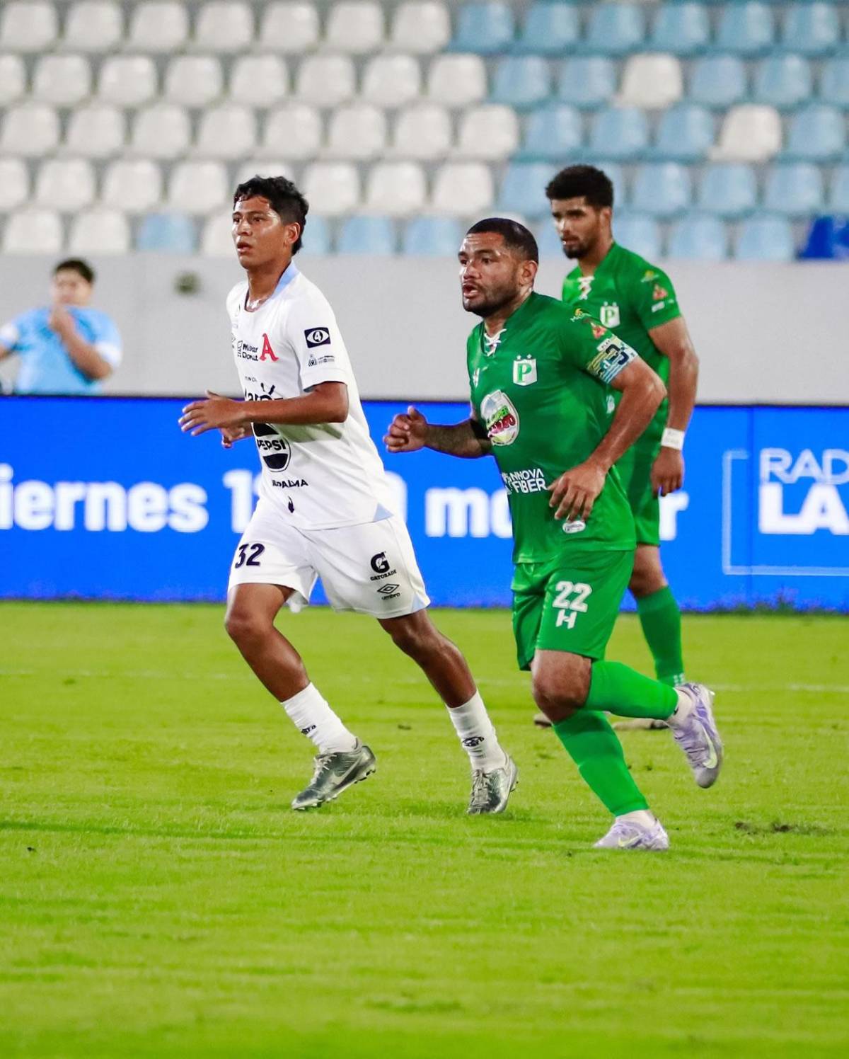 Olimpia alista 'bomba', pelea por fichar a Moya y nueva ofensiva de Alajuelense