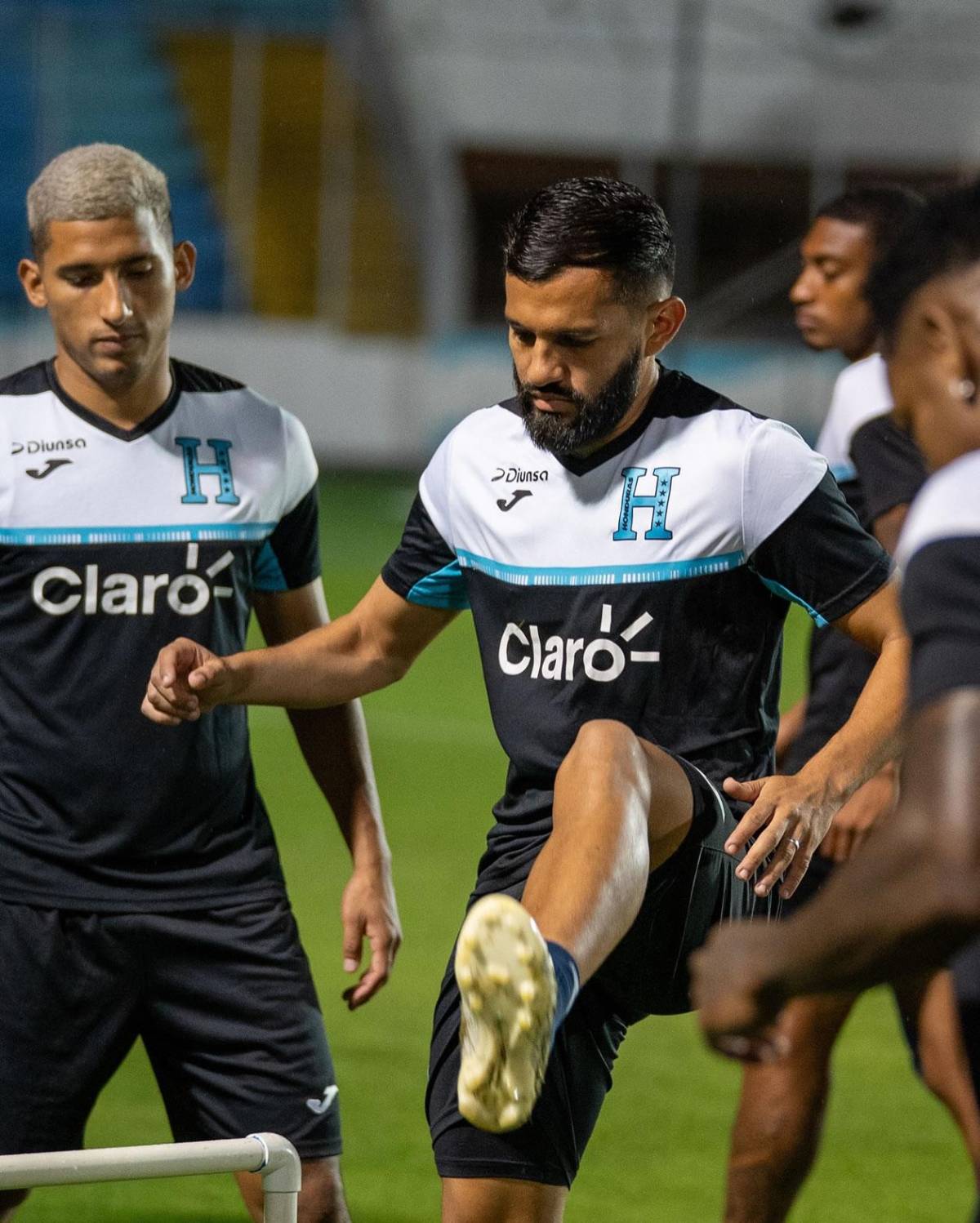 Honduras entrenó pensando en Nicaragua: jugador volvió al Nacional y uno se salvó de ser rapado