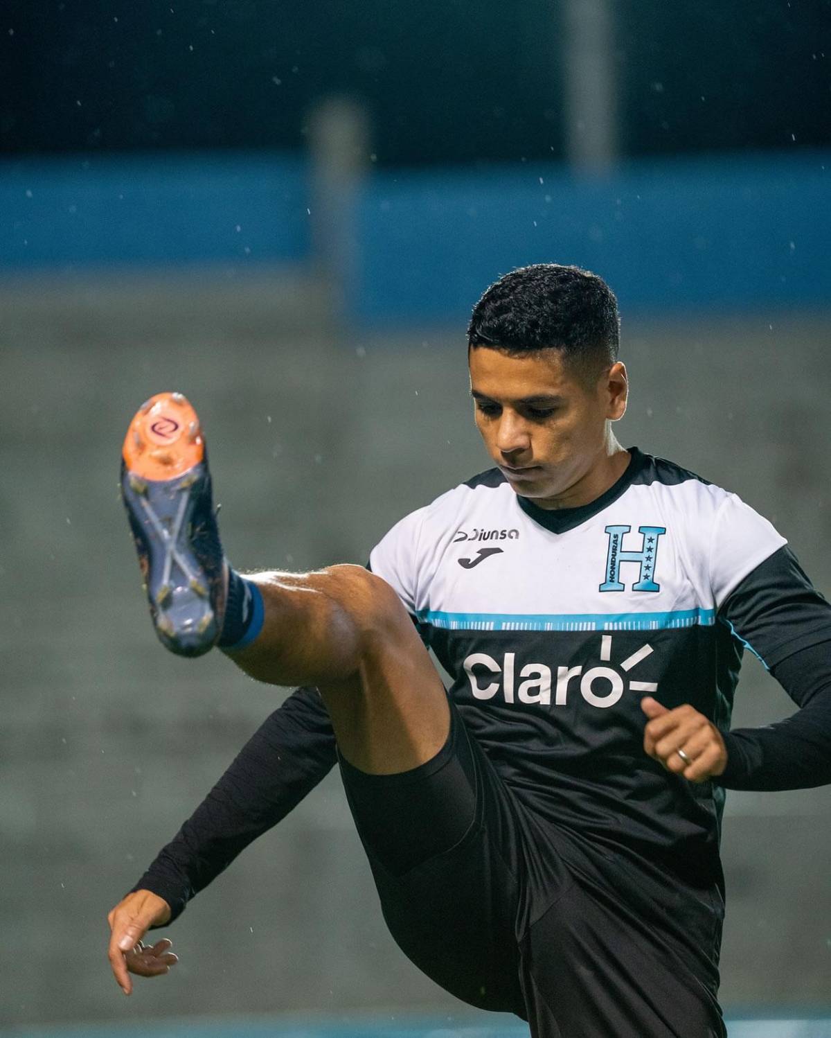 Honduras entrenó pensando en Nicaragua: jugador volvió al Nacional y uno se salvó de ser rapado