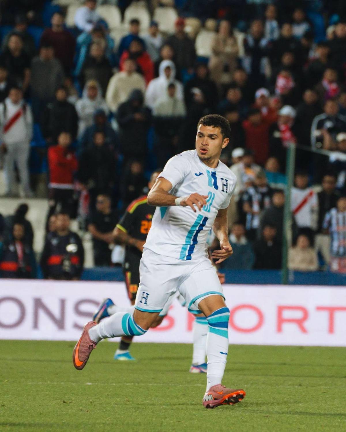 Honduras con dos sorpresas: el 11 titular para debutar ante Surinam en Nations League