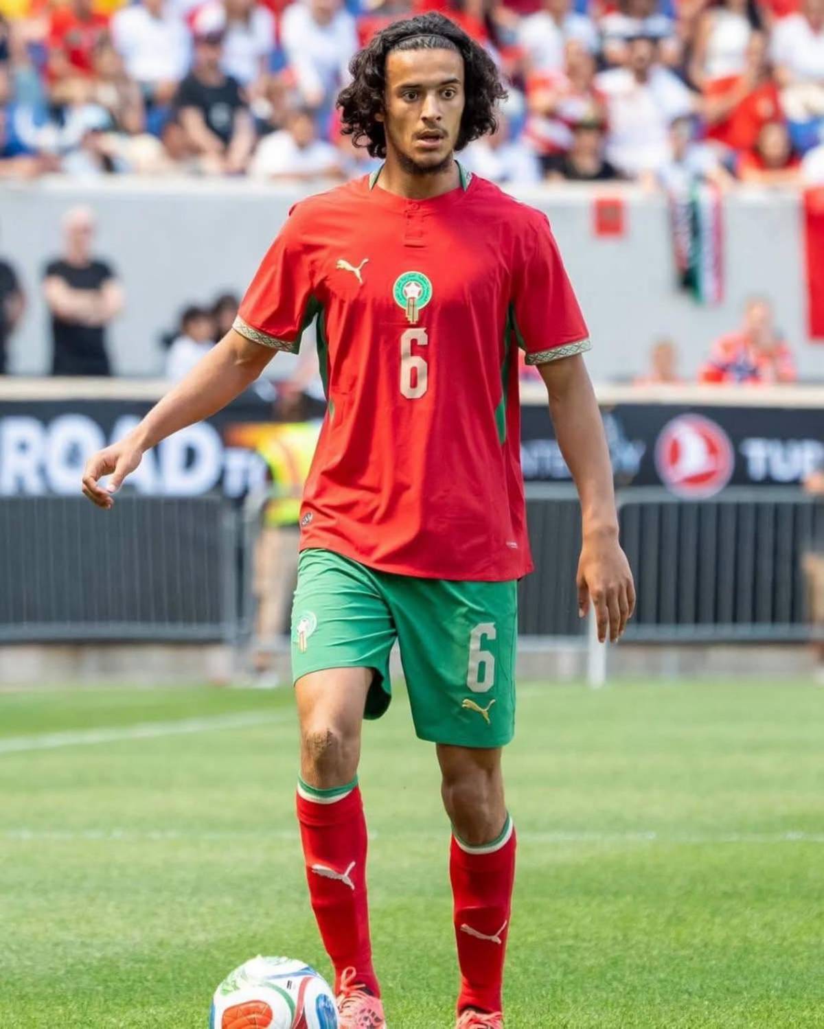 Real Madrid va por delantero del Mundial, fichaje oficial del Barcelona y ofertón por Julián