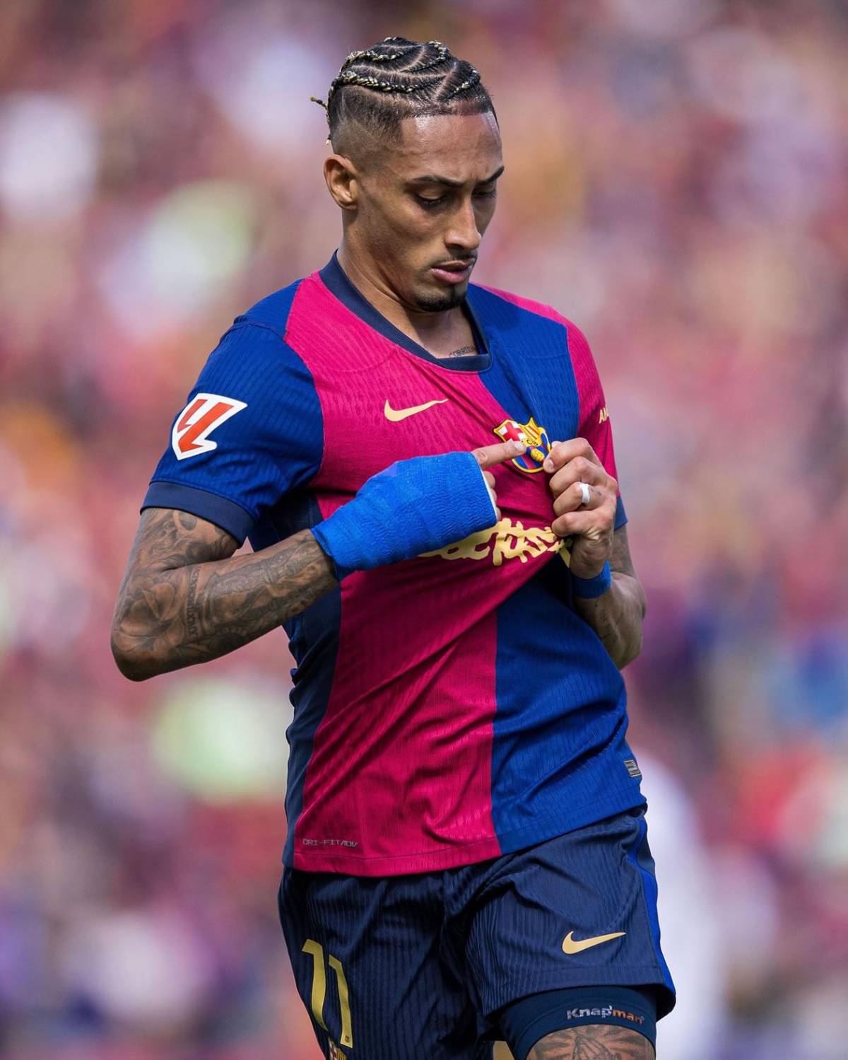 Raphinha se burla del madridismo: ¿por qué festejó señalando el vendaje de su mano?