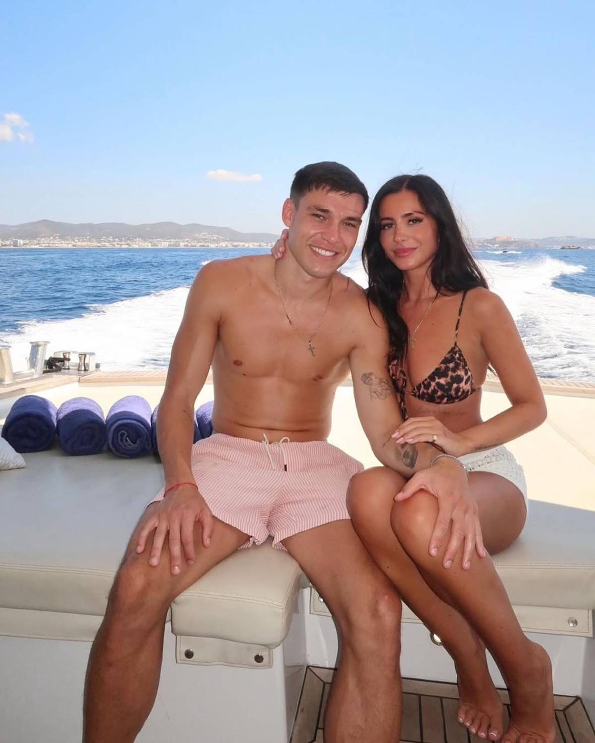 Futbolista confirma relación con ex novia de Mbappé: la reacción del francés a la noticia