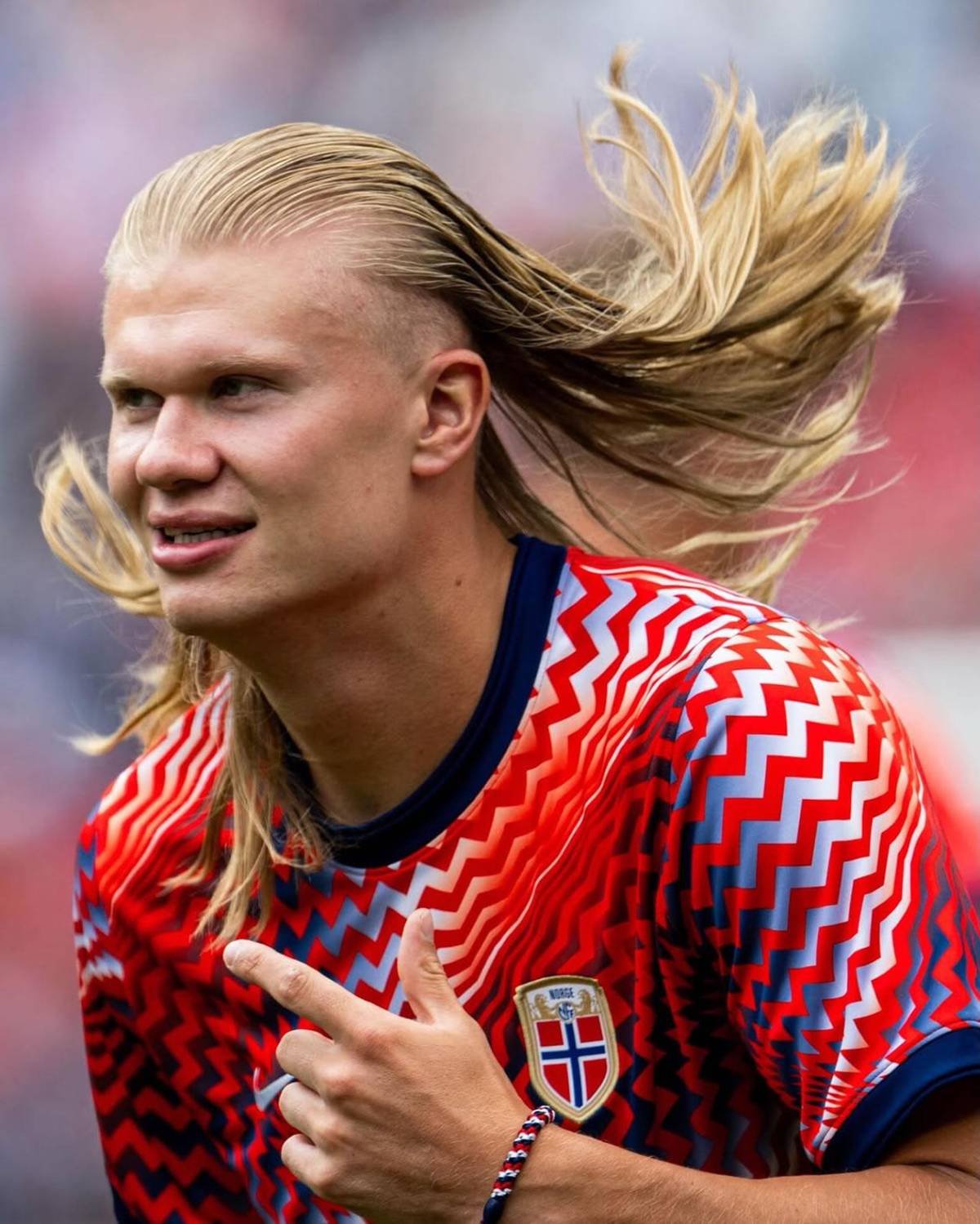 La nueva faceta de Haaland con su linda novia después de jugar el Mundial 2026