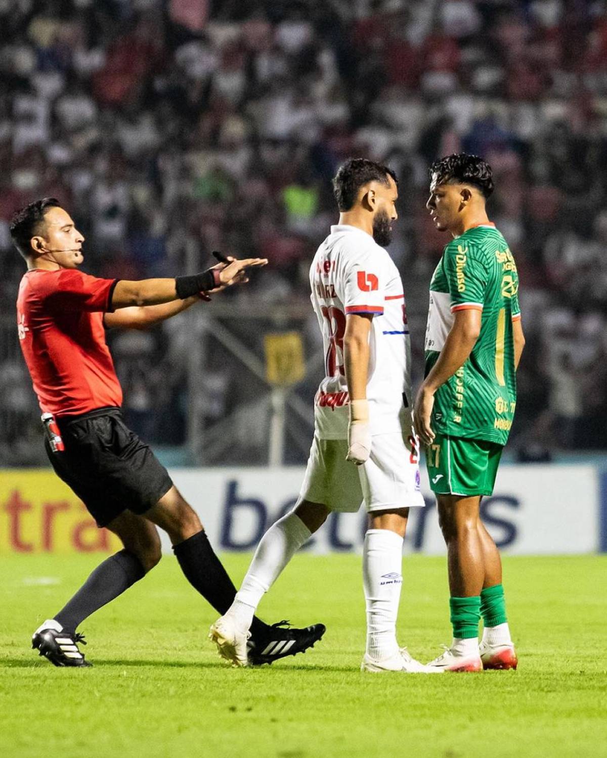 Así fue la pelea entre Jorge Álvarez y Alexy Vega: ¿qué pasó con Espinel y Lavallén?