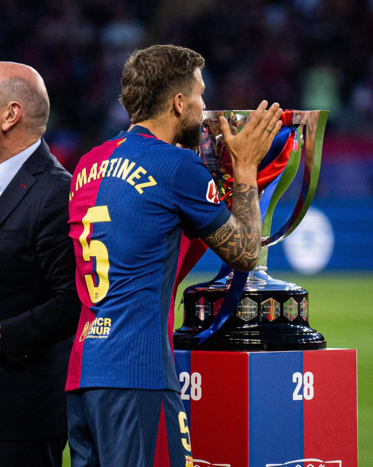 Barcelona festeja los títulos ante su afición, show de Lamine y Gavi presume a su novia