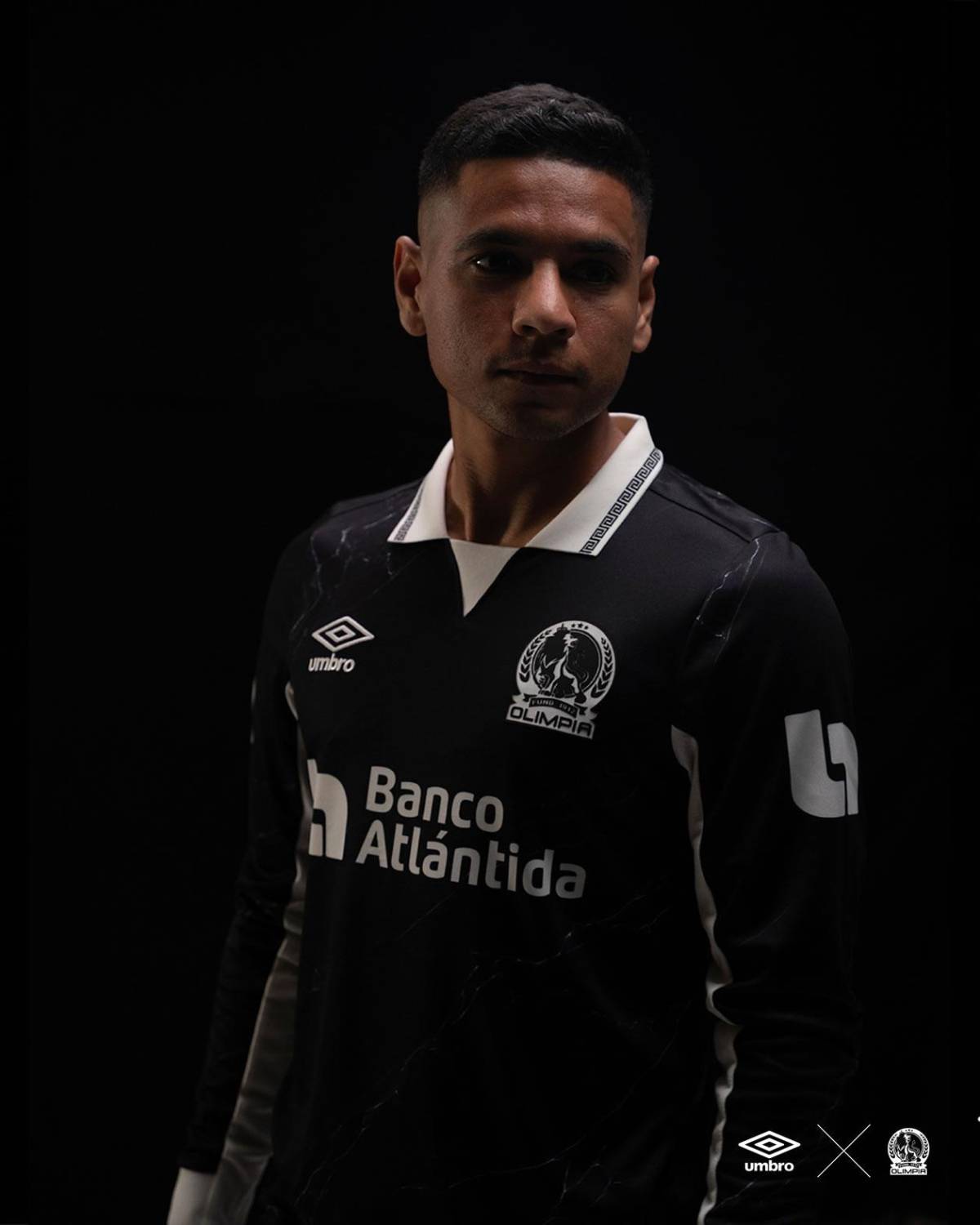 Así son las nuevas camisetas del Olimpia: varios tributos y el único gigante