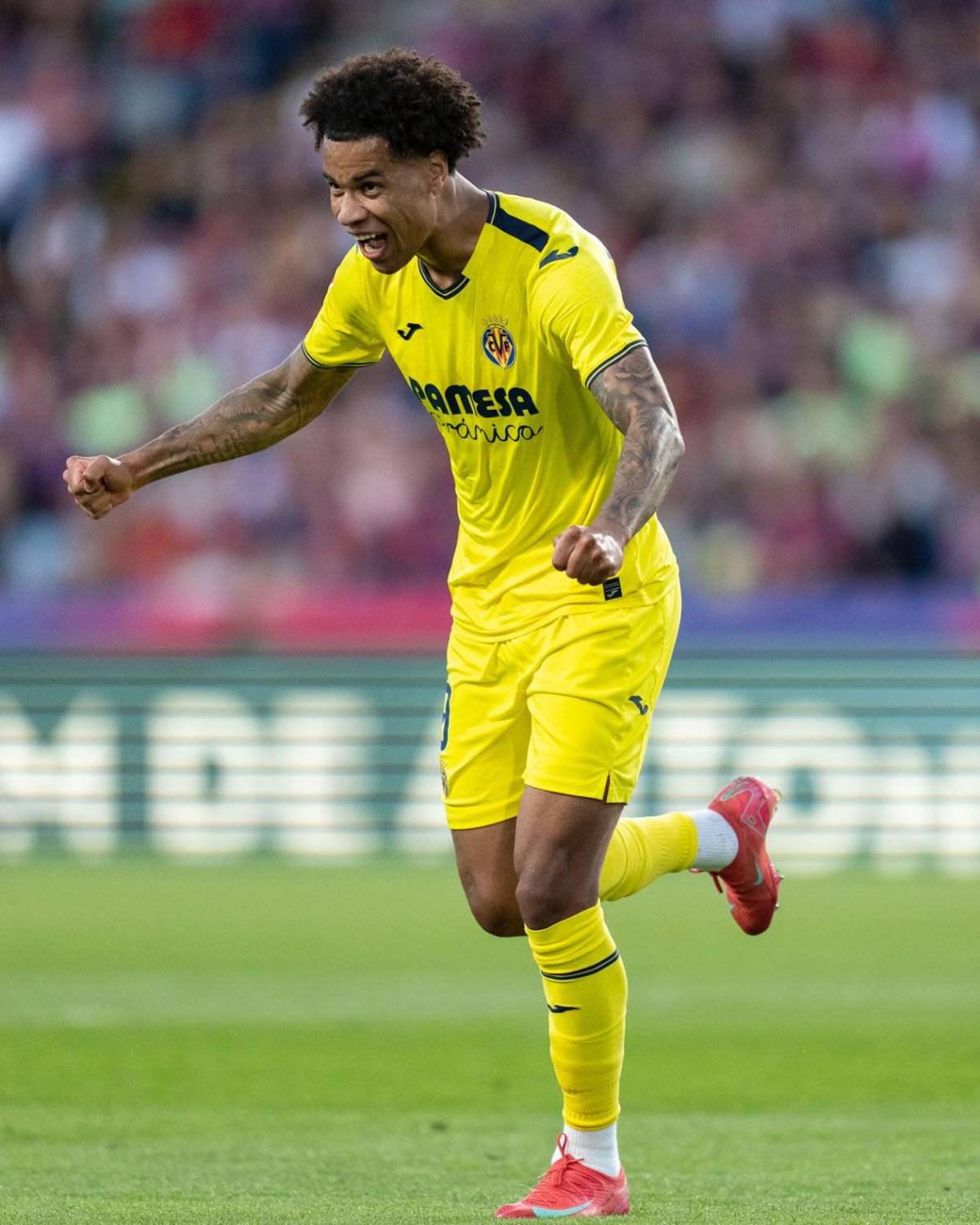 Barcelona festeja los títulos ante su afición, show de Lamine y Gavi presume a su novia