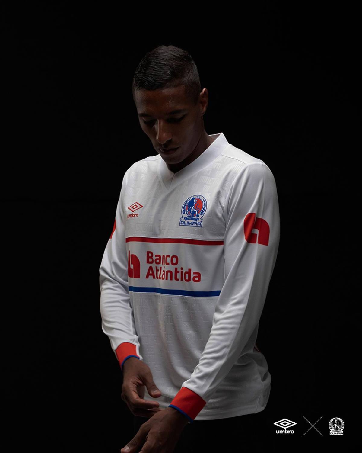 Así son las nuevas camisetas del Olimpia: varios tributos y el único gigante