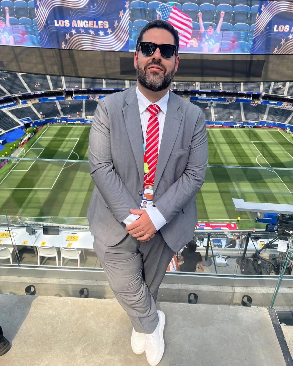 FIFA expulsa del Mundial 2026 a periodista por lo que hizo a árbitro Iván Barton