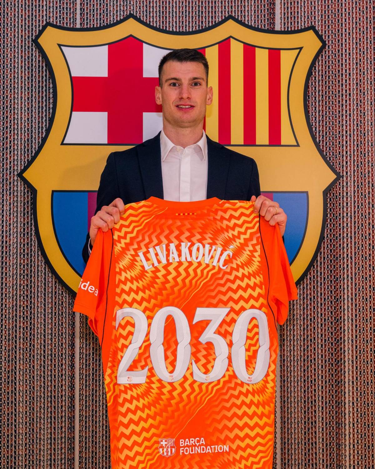 Barcelona agita el mercado, anuncian decisión con Julián y Real Madrid cierra fichaje