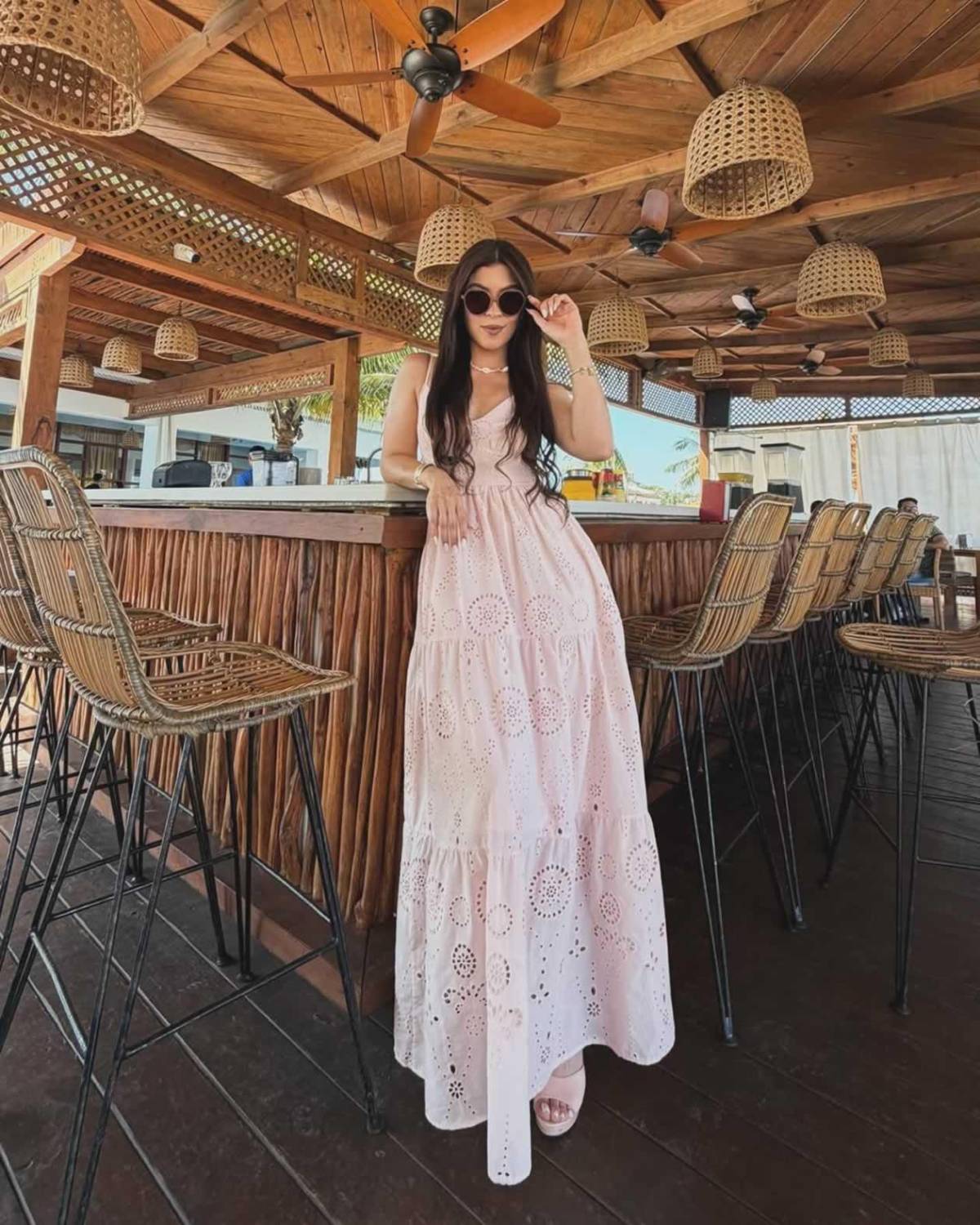 Presentadora Laura Meza, ex de Rodrigo Auzmendi, impacta en playas de La Ceiba con bikinazo