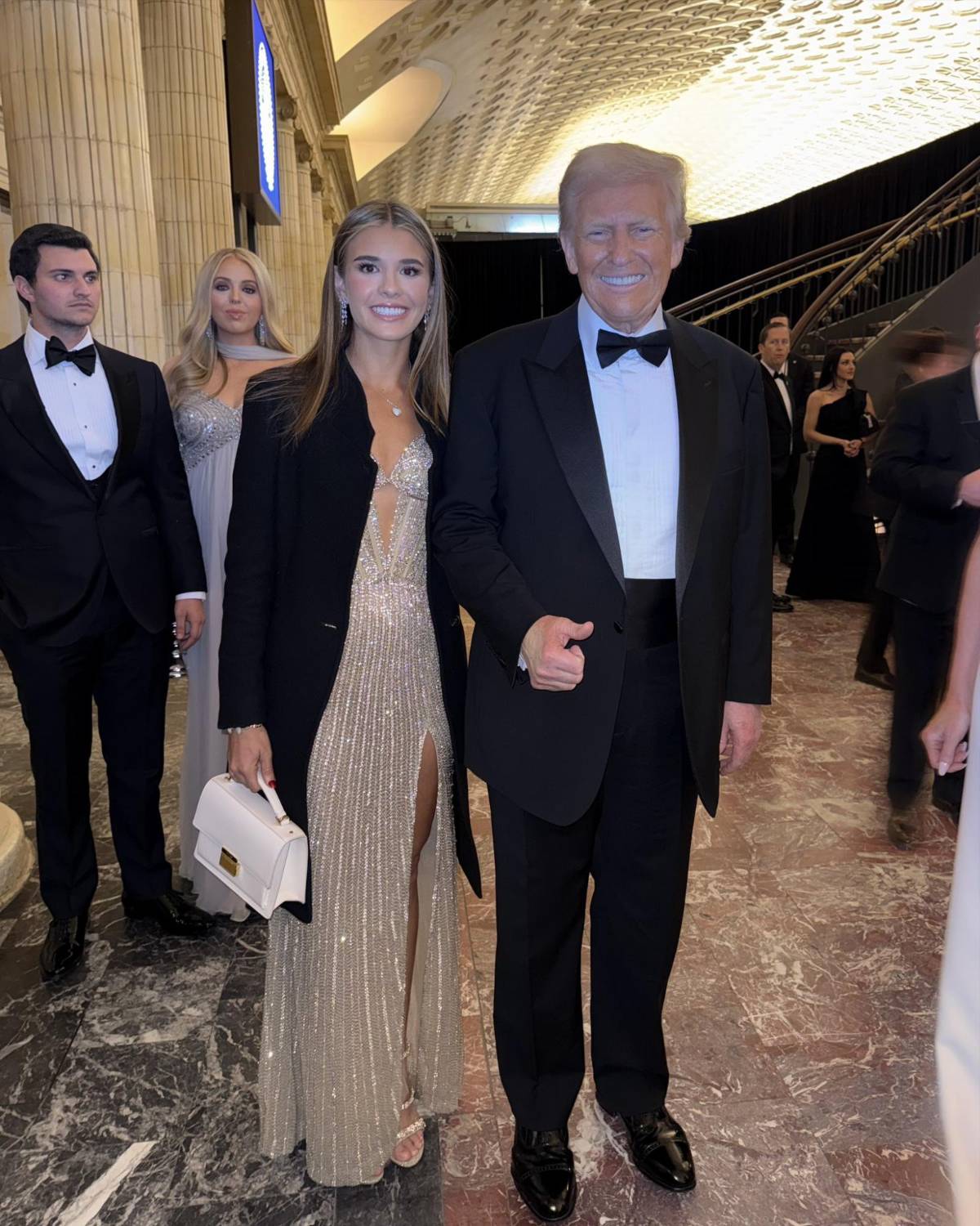 La nieta influencer de Trump impulsa su marca desde la Casa Blanca