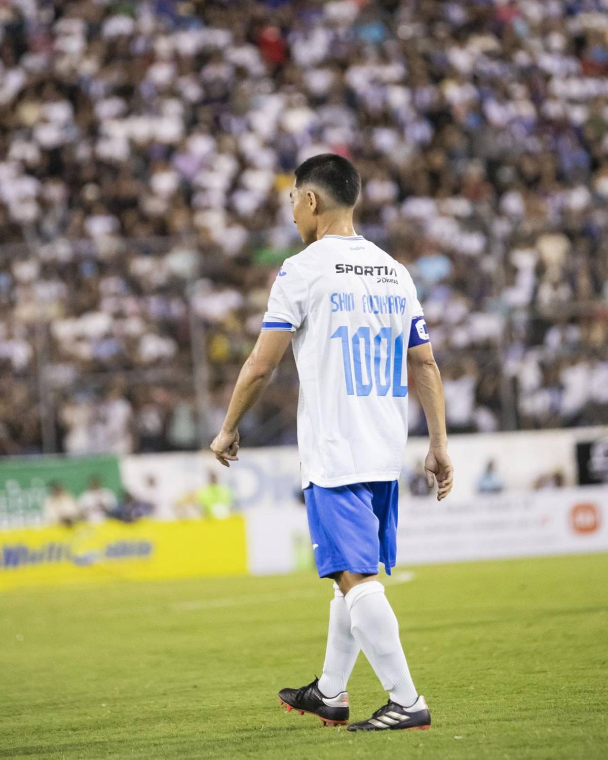 Shin Fujiyama da la cara y pide perdón a salvadoreños por mala actitud de algunos hondureños