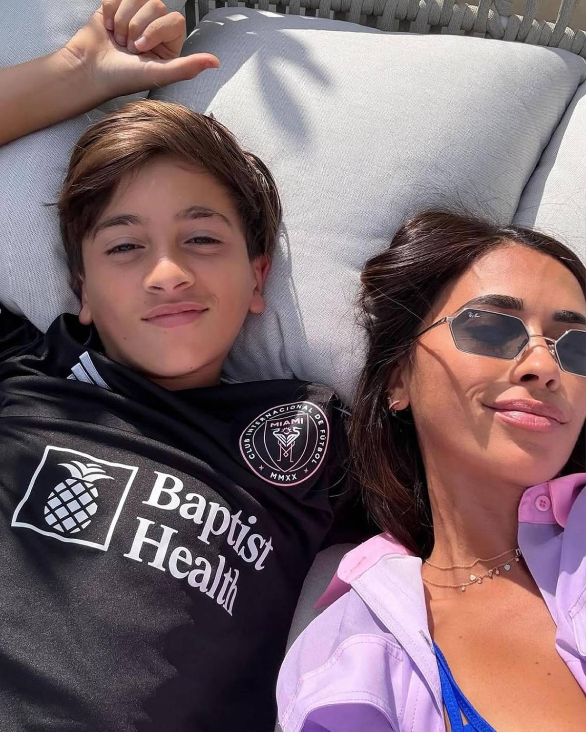 Antonela Roccuzzo deslumbra en Miami: posó para Messi en sexy bikini