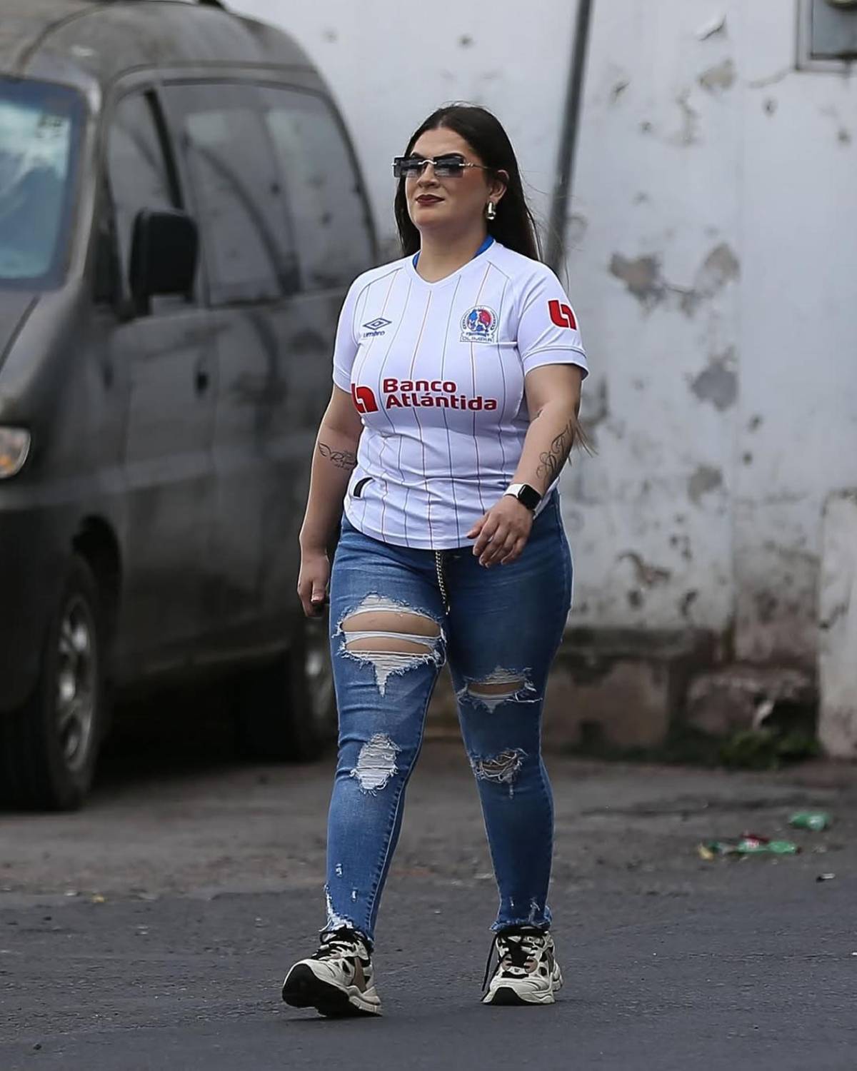 Héroe de Olimpia, llanto del villano de Motagua, disturbios, heridos y bellezas