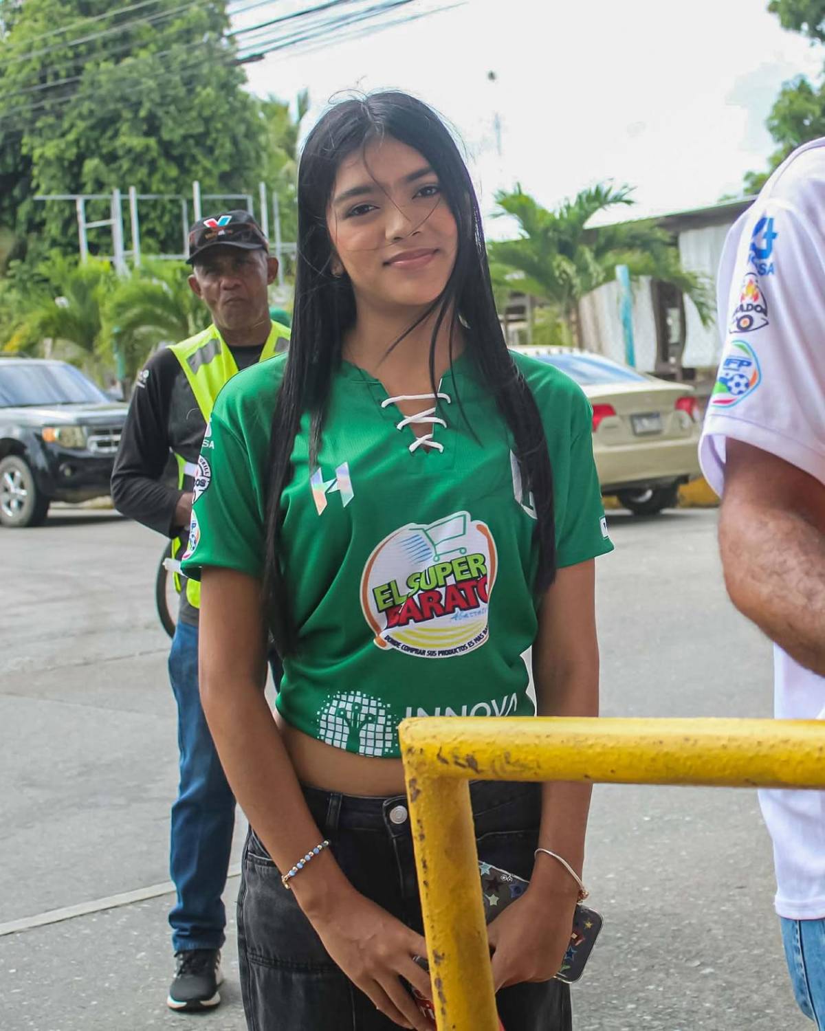 Marcó triplete y recibió beso, polémicas del FVS, selfie de Motagua y Victoria se hunde