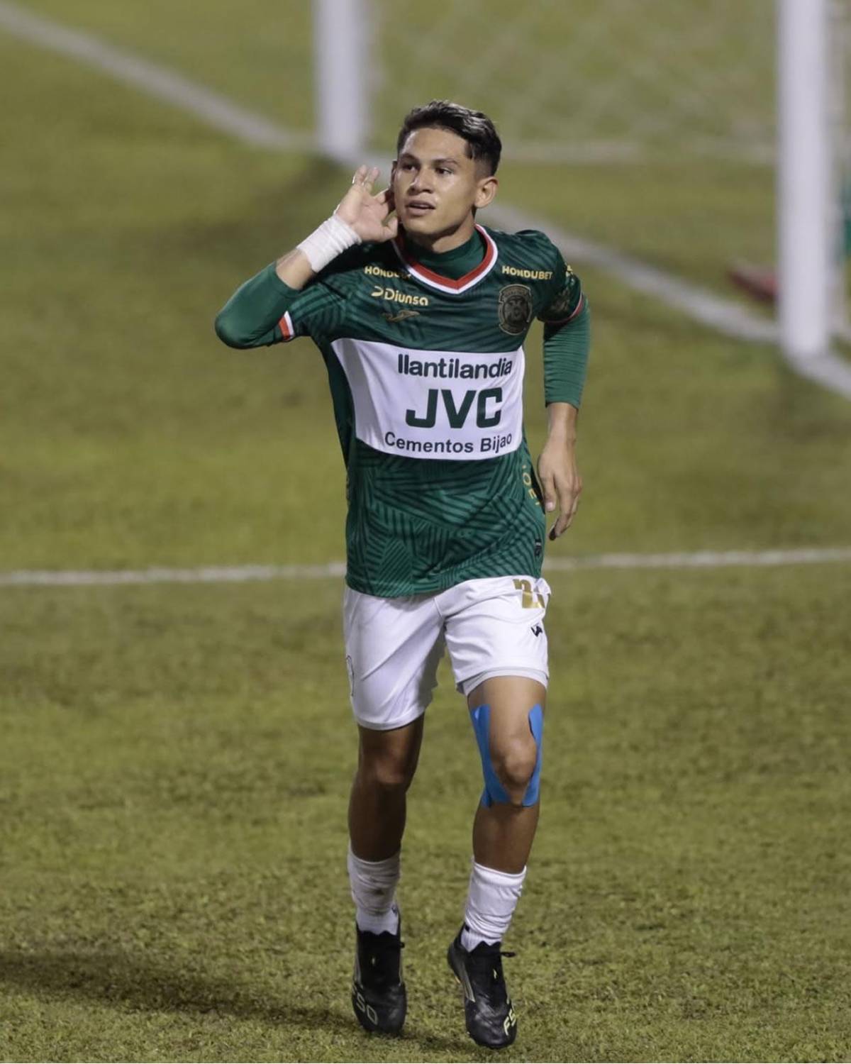 Marathón vs Platense: enfado de Rubilio, pelea entre compañeros y bellas chicas