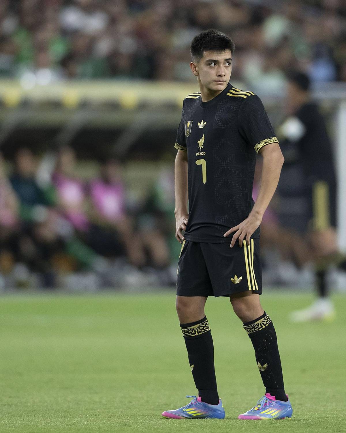 ¿Quién es?: El niño de 16 años que debutó con México y amenaza a Honduras en Copa Oro