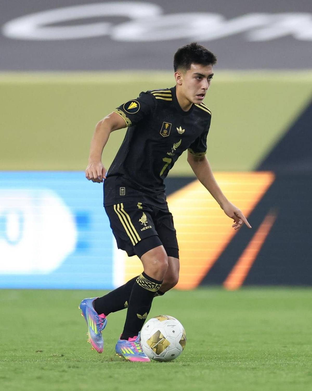 ¿Quién es?: El niño de 16 años que debutó con México y amenaza a Honduras en Copa Oro
