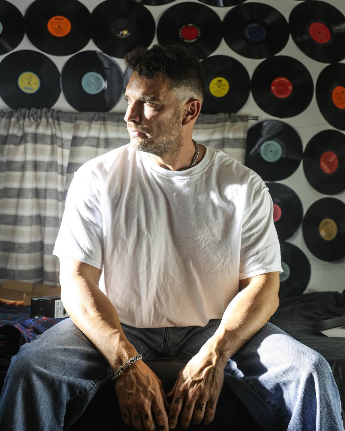 Julián Gil envía mensaje a Alofoke tras burlas hacia él: Charlatán