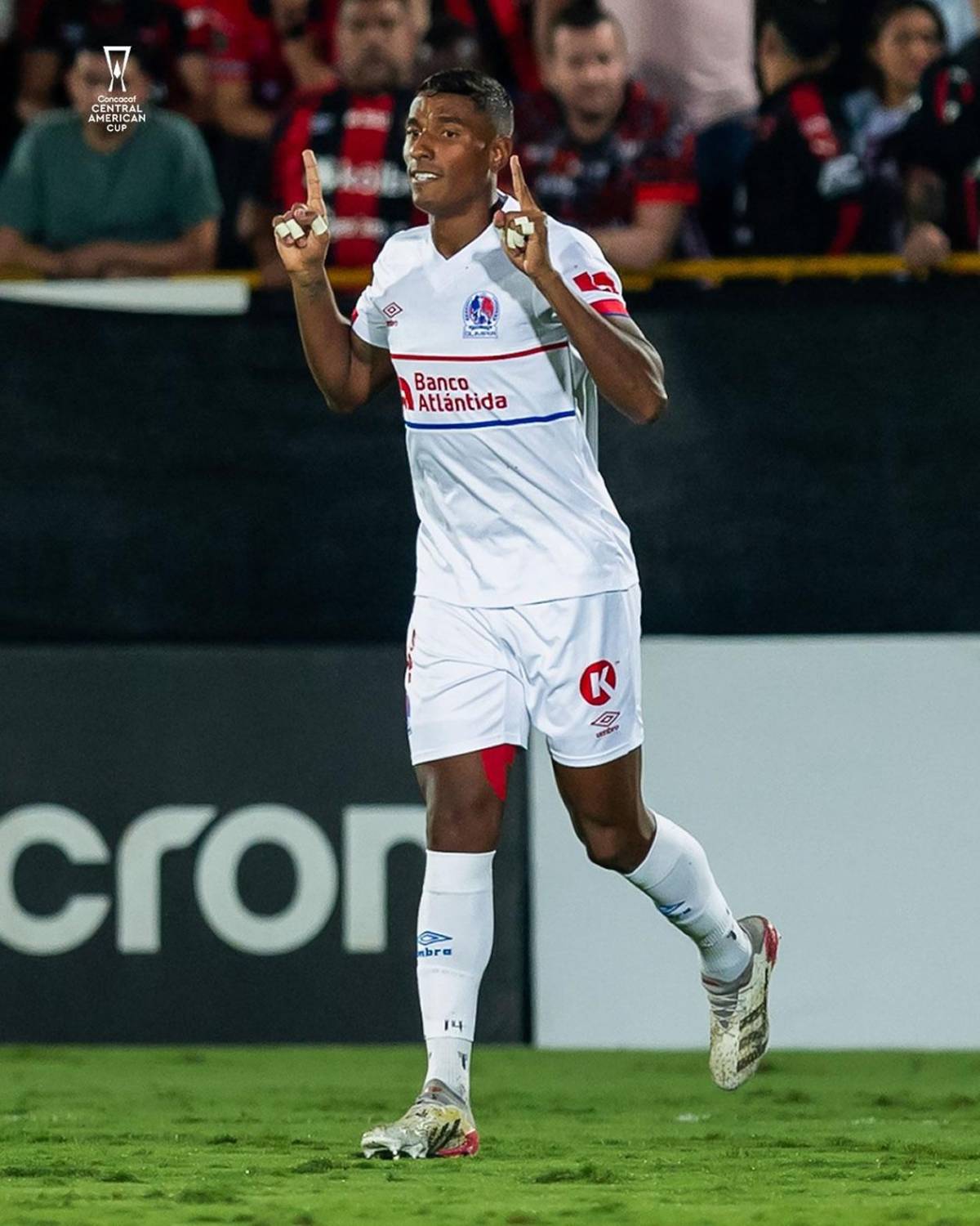 Alajuelense recibiría fuerte castigo de Concacaf por ataque a bus de Olimpia: tenía advertencia