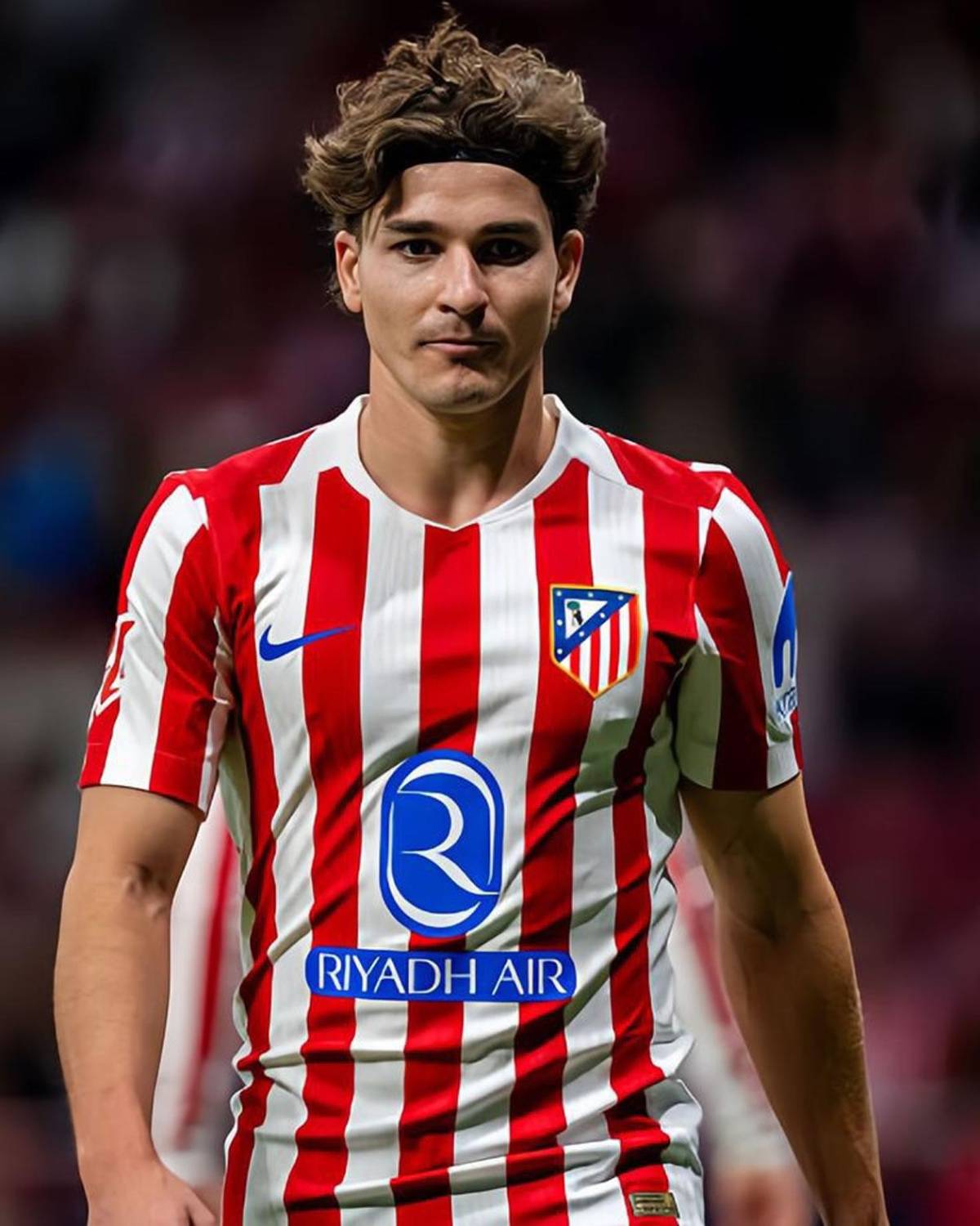 Real Madrid va por delantero del Mundial, fichaje oficial del Barcelona y ofertón por Julián