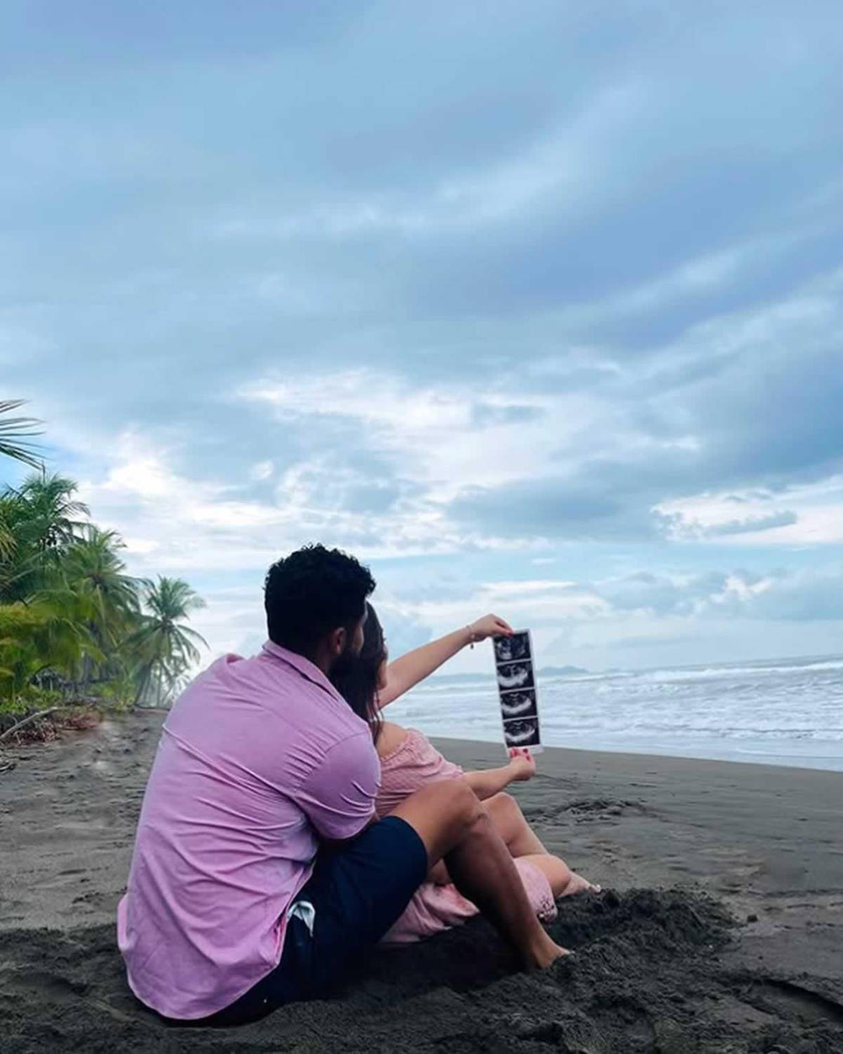 Bella chica anuncia embarazo con legionario hondureño: serán padres por primera vez