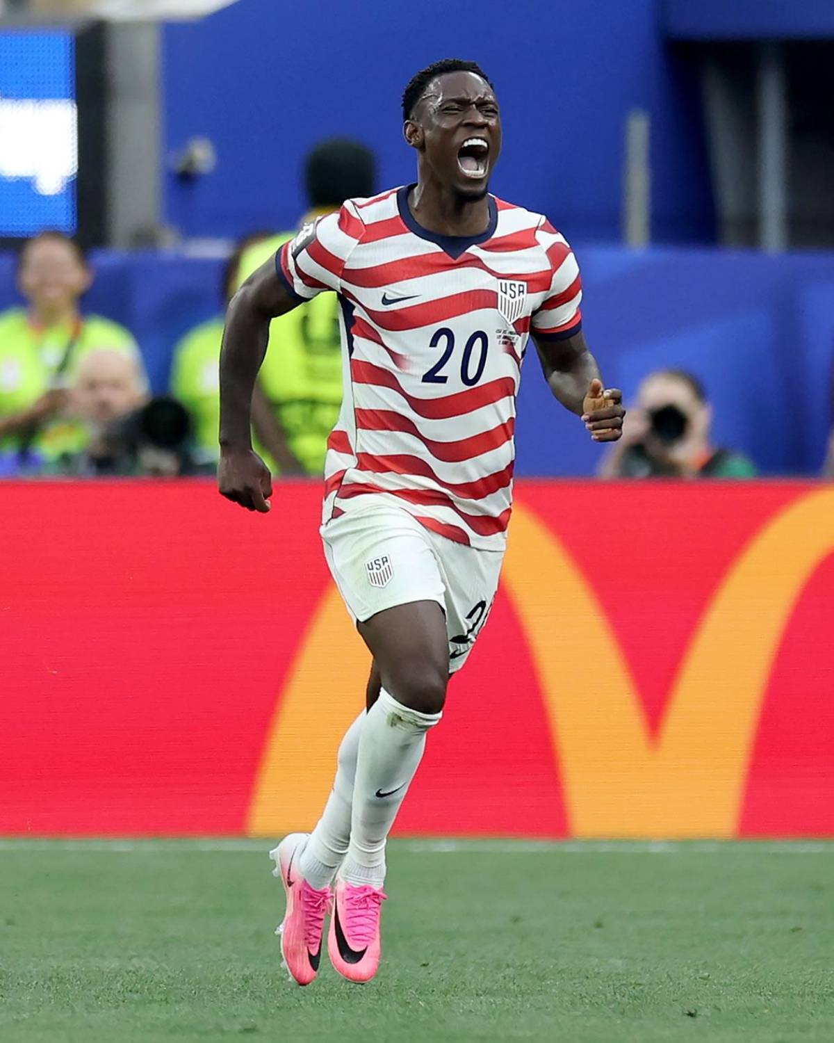 Tabla goleadores Mundial 2026: hace triplete, revés a Mbappé y amenaza a Messi en Bota de Oro