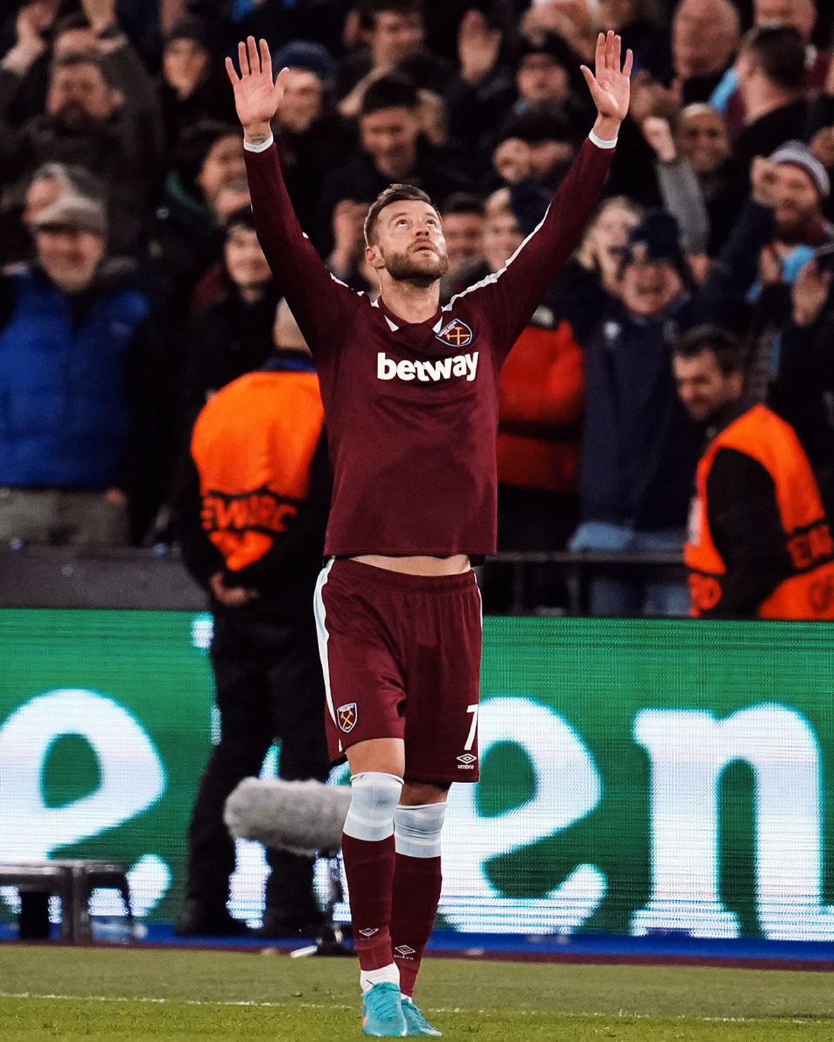 El ucraniano Andriy Yarmolenko marcó el gol de la clasificación del West Ham.