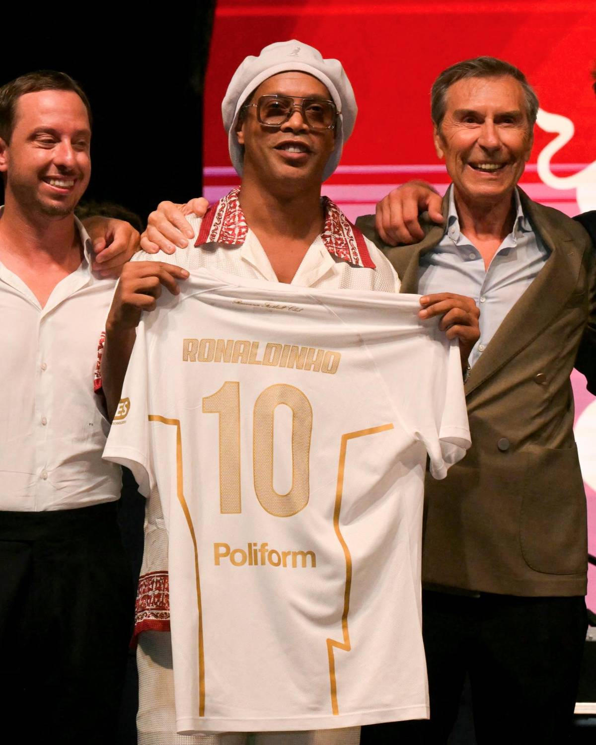 Barcelona anuncia fichaje, sorpresivo giro con Julián y otra baja en Real Madrid