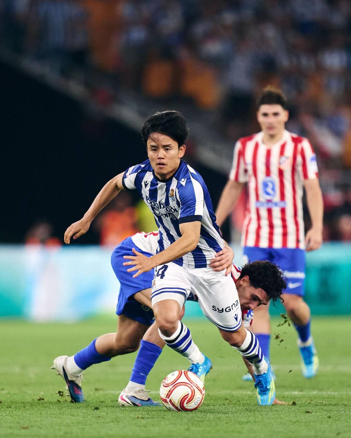 Simeone hundido, Griezmann con triste final y 'madridista' festeja la Copa del Rey